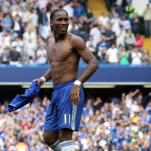 九游手游下载-球迷“疯狂应援”背后：形成独特的“队魂文化”，球迷疯狂庆祝